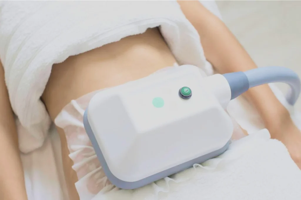 How Fat Freezing and HIFU Work Together? 3 advantages to combining Fat Freezing and HIFU Stanford-le-Hope