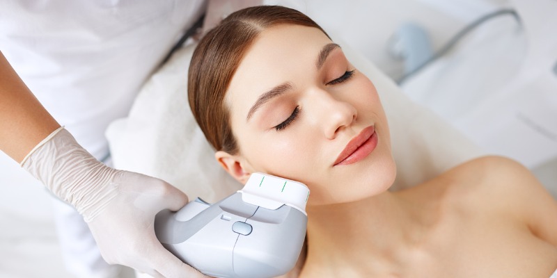 How Fat Freezing and HIFU Work Together? 4 book a personalised consultation of Fat Freezing and HIFU Together Stanford-le-Hope